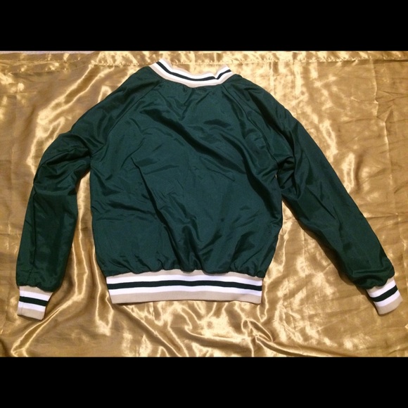 Green and Gold Wolves pullover - Picture 2 of 2